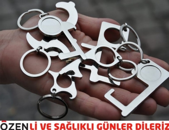 ÇOK AMAÇLI ANAHTARLIK VE AÇACAK